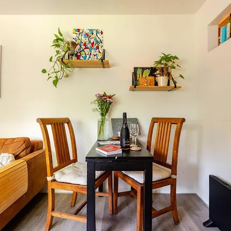 Tiny House - Leenfietsen, Eigen Keuken En Badkamer Apartment Nijmegen