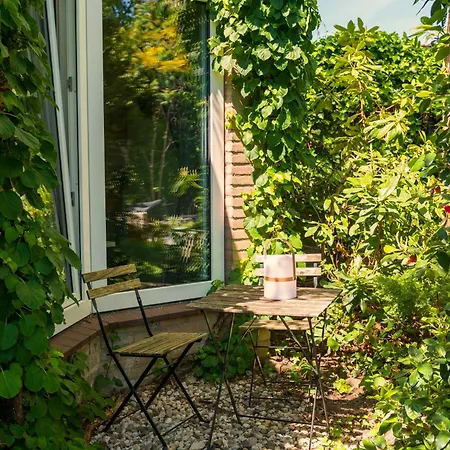 Tiny House - Leenfietsen, Eigen Keuken En Badkamer Apartment Nijmegen
