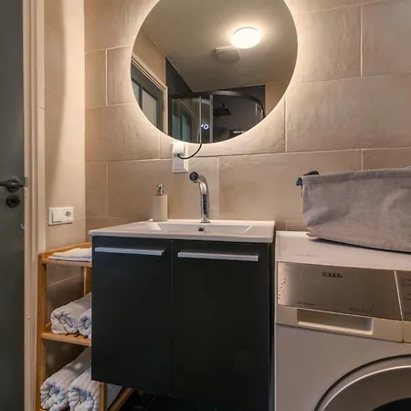شقة Tiny House - Fietsverhuur, Eigen Keuken En Badkamer