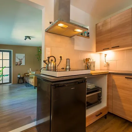 Tiny House - Fietsverhuur, Eigen Keuken En Badkamer Appartement Nimègue