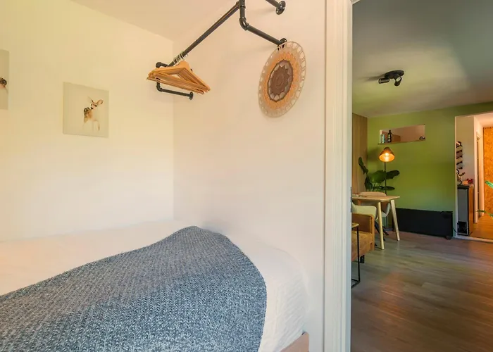 Tiny House - Fietsverhuur, Eigen Keuken En Badkamer Apartamento Nimega