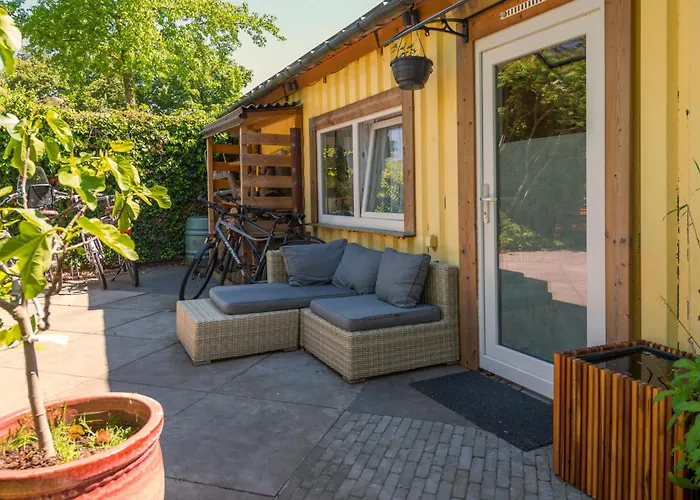 Tiny House - Fietsverhuur, Eigen Keuken En Badkamer Nimega