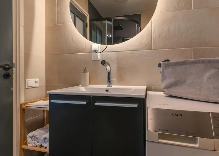 Apartamento Tiny House - Fietsverhuur, Eigen Keuken En Badkamer