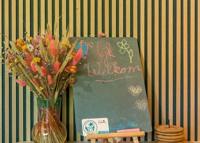 Tiny House - Fietsverhuur, Eigen Keuken En Badkamer Nimega